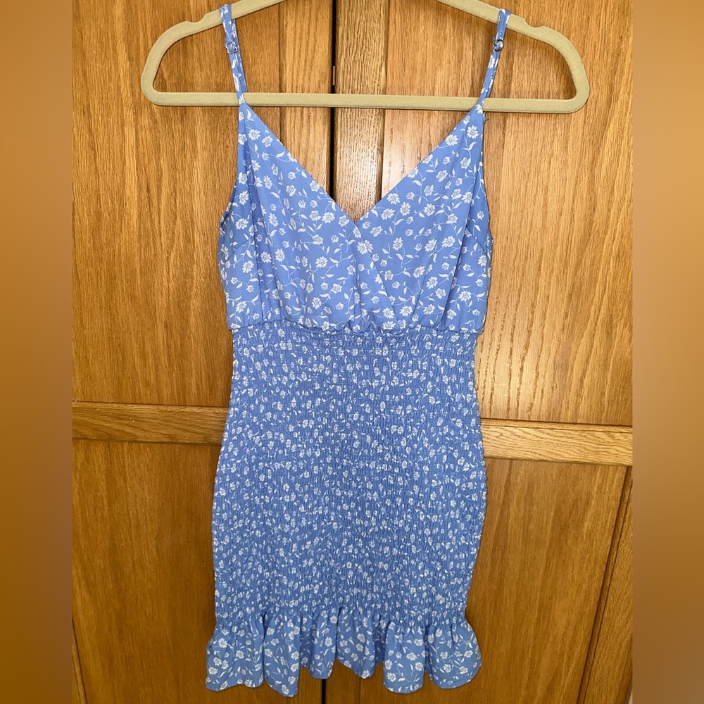 Love Tree Women’s Blue Floral Dress